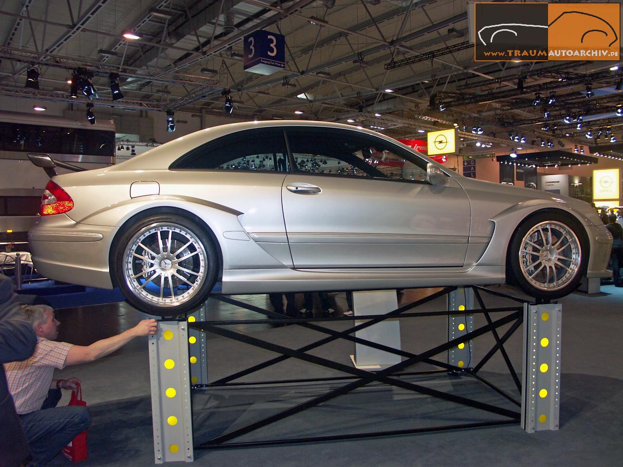 F6 Mercedes-Benz CLK AMG DTM '2005.jpg 182.2K